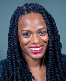 Official portrait of Summer L. Lee